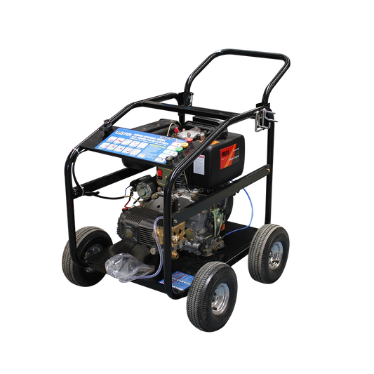 Hidrolavadora industrial diésel Luster de 234 Bar con motor autónomo.