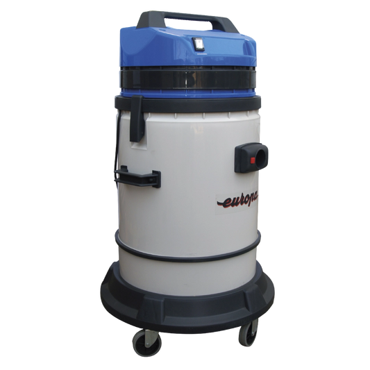 Aspiradora industrial de polvo y agua IPC Soteco Europa 415 vista frontal con estanque de 70 litros.